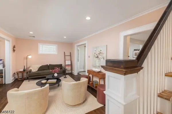 57 Minton Ave, Chatham Boro, NJ 07928