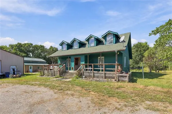 32914 S Amarugia RD, Archie, MO 64725