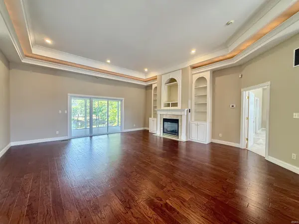 5488 Lakeside DR, Newburgh, IN 47630