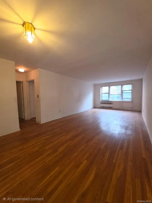 679 W 239th #3E, Bronx, NY 10463