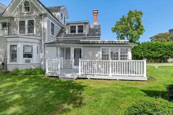 46 Rampasture #3, Hampton Bays, NY 11946