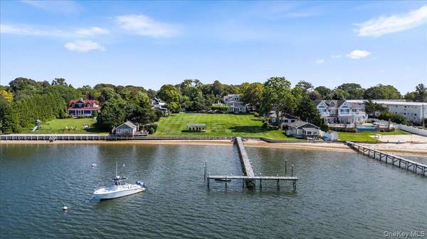 46 Rampasture #3, Hampton Bays, NY 11946