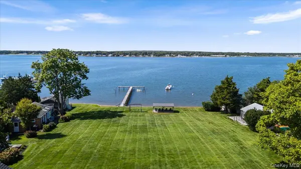 46 Rampasture #3, Hampton Bays, NY 11946