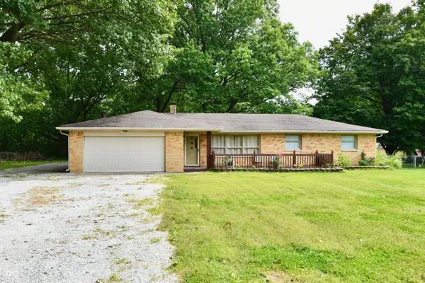 2051 N Avon, Avon, IN 46123