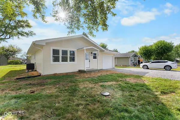 162 N East ST, Crothersville, IN 47229