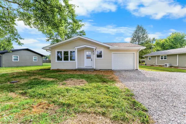 162 N East ST, Crothersville, IN 47229