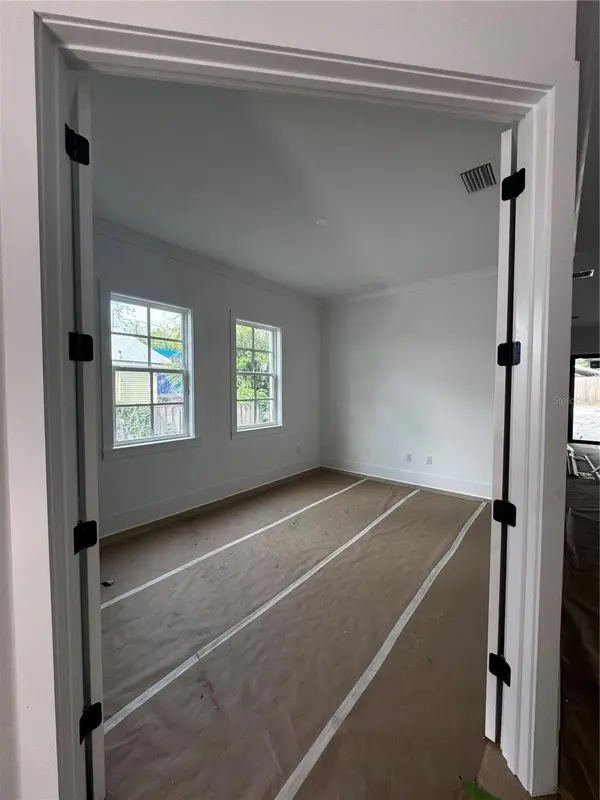 2303 GLENWOOD DR, Tampa, FL 33602