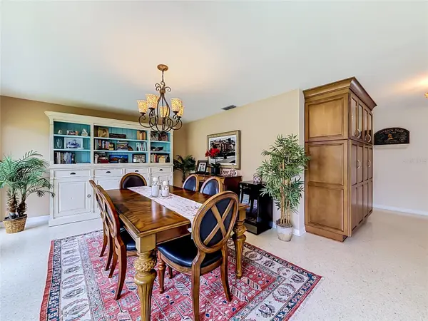 14515 ANCHORAGE CIR, Seminole, FL 33776