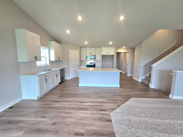 7388 Imperial WAY, Elko New Market, MN 55020