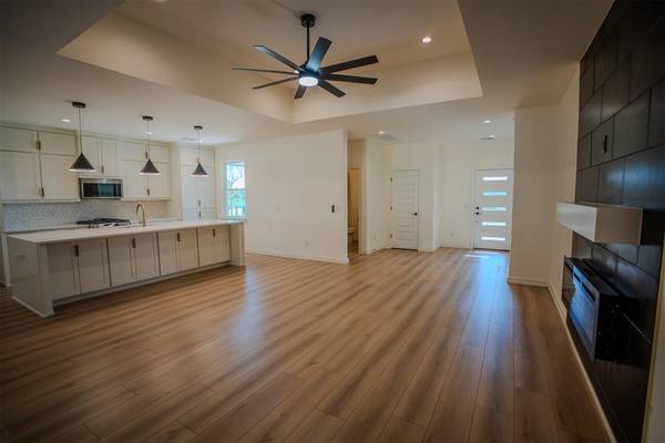 1907 Kalidy DR, Choctaw, OK 73020