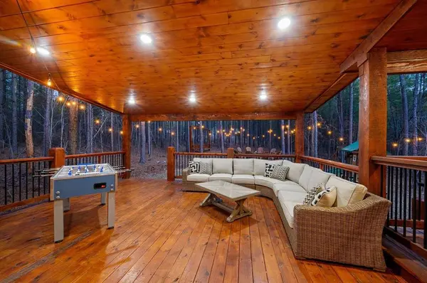 141 Hobie Cat LN, Broken Bow, OK 74728