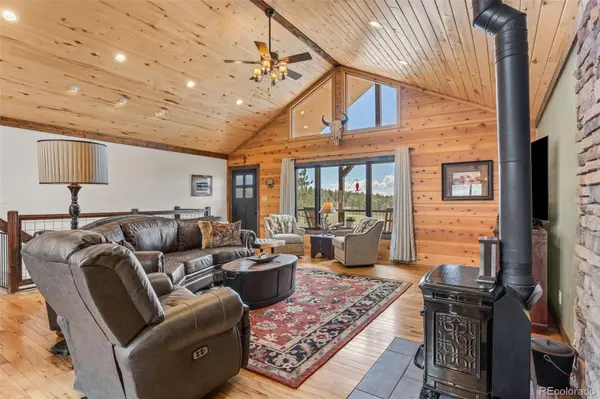 411 Larkspur LN, Westcliffe, CO 81252