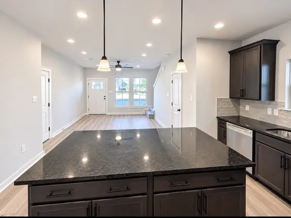 200 Augusta Way, Burns, TN 37029