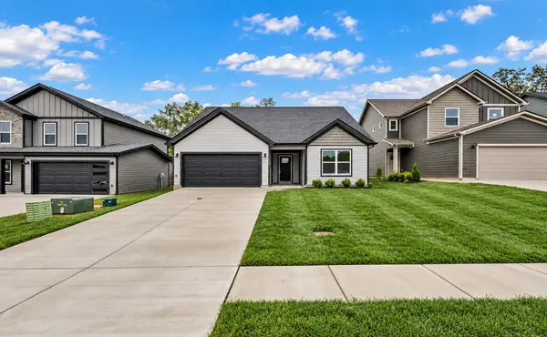 2669 Brewster Dr, Clarksville, TN 37042