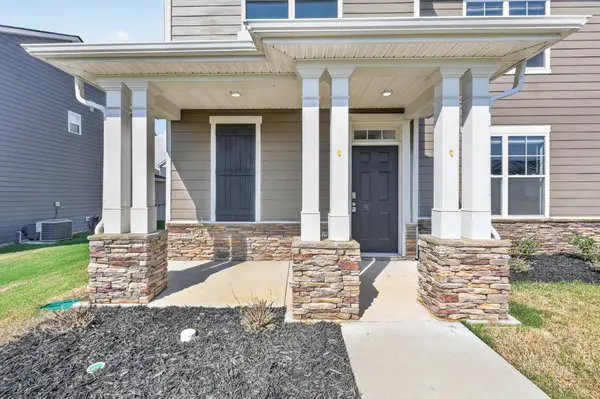 1510 Ashgrove Pl, Lebanon, TN 37087