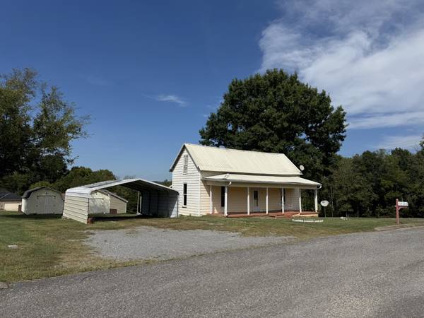 107 Twin Oaks Dr, Bell Buckle, TN 37020