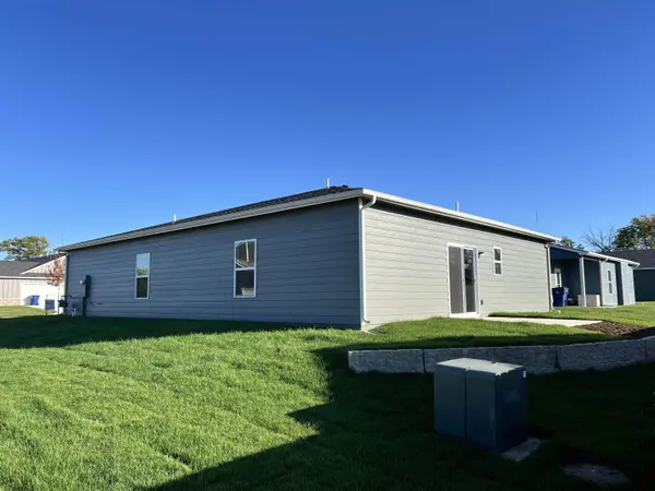3139 E Highridge Ct, Park City, KS 67219