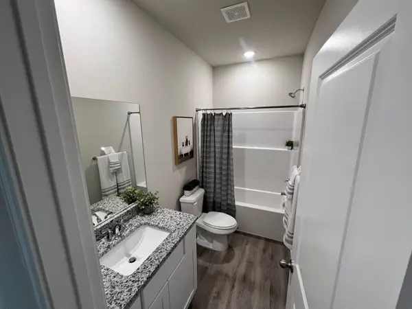 3139 E Highridge Ct, Park City, KS 67219
