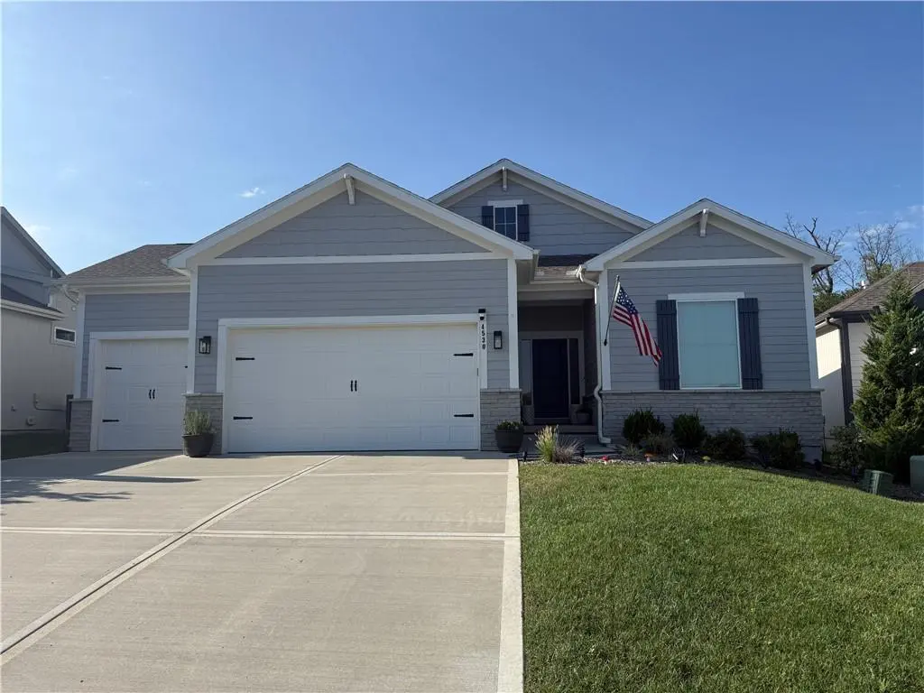 4530 NW 49th CT, Riverside, MO 64150