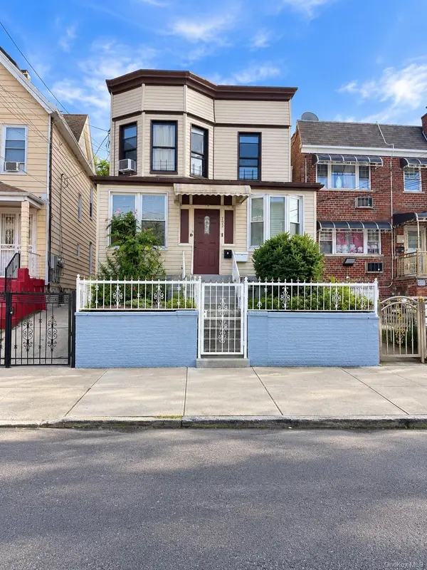 732 E 223rd ST, Bronx, NY 10466