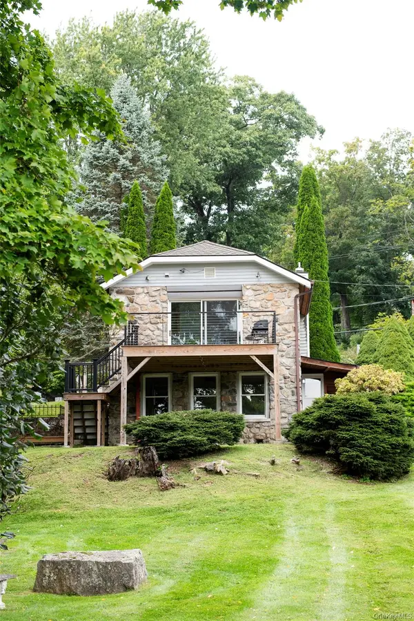 112 W Lake BLVD, Mahopac, NY 10541