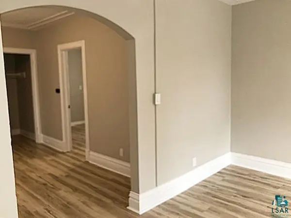 611 E 6th St, Duluth, MN 55805