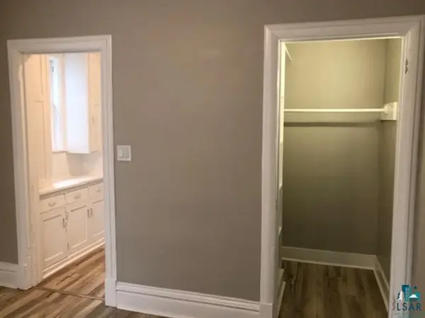 611 E 6th St, Duluth, MN 55805