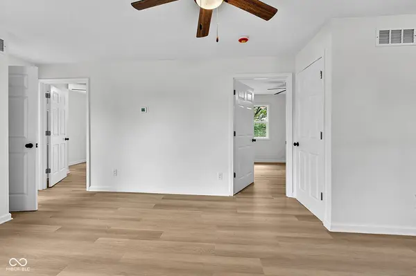 1201 N State Road 157, Bloomfield, IN 47424