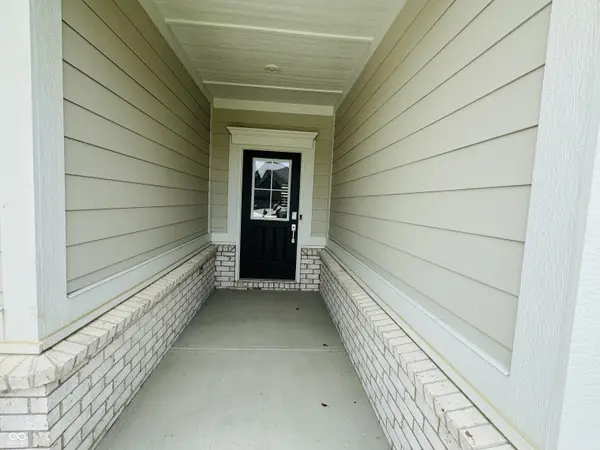 9680 Holborn AVE N, Mccordsville, IN 46055