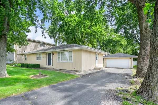 6705 Clarendon Hills RD, Darien, IL 60561