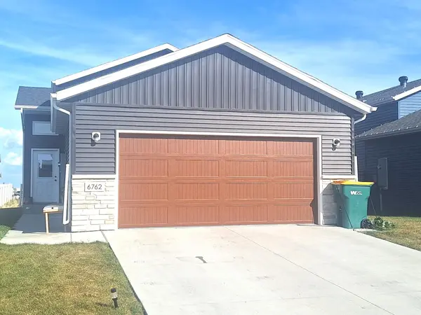 6762 Joseph ST, Horace, ND 58047