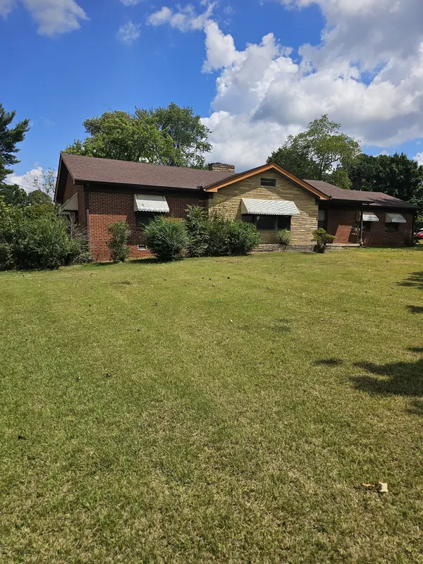 1026 Union St, Shelbyville, TN 37160