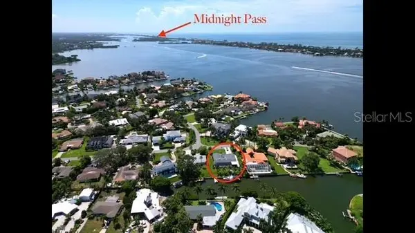 1761 SANDALWOOD DR, Sarasota, FL 34231