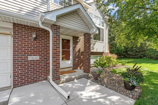 15642 Chasewood CT, Rosemount, MN 55068