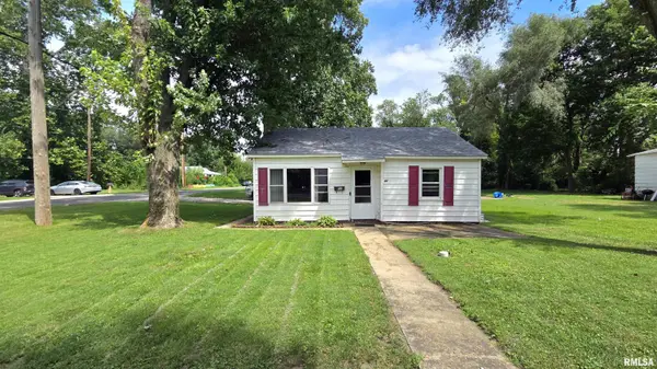 300 S LIVINGSTON ST, Springfield, IL 62703