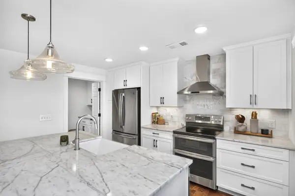 5025 Hillsboro Pike #18G, Nashville, TN 37215