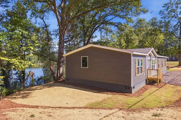 438 Berry Shoals RD, Duncan, SC 29334