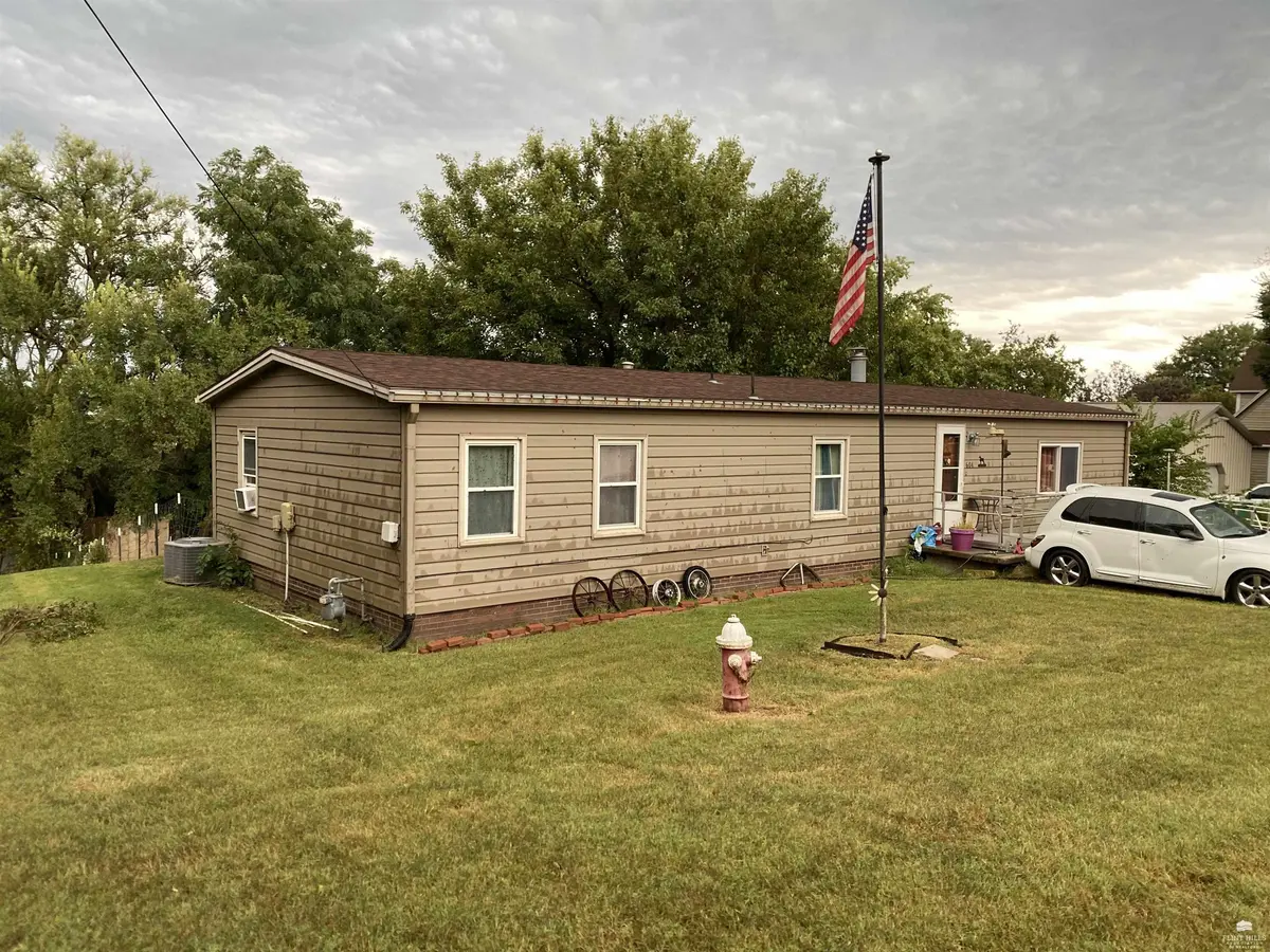 604 Birch ST, Wakefield, KS 67487