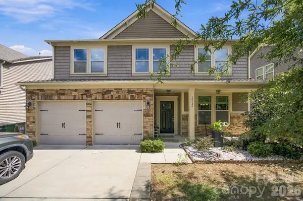 10124 Michael Crossing DR, Charlotte, NC 28213