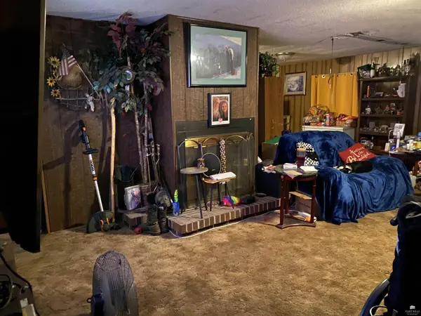 604 Birch ST, Wakefield, KS 67487
