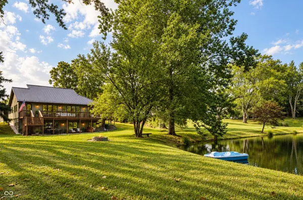 620 Bloor LN, Zionsville, IN 46077
