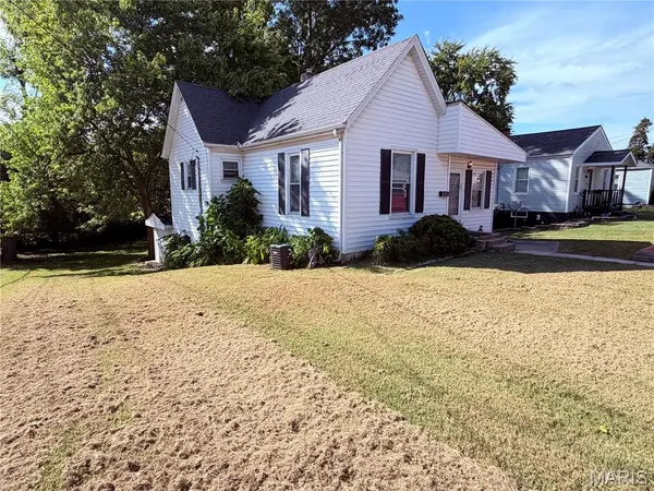 103 N Jefferson AVE, Collinsville, IL 62234