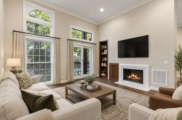 401 Bowling Ave #17, Nashville, TN 37205