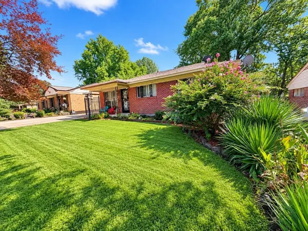 417 CHARTER AVE, Memphis, TN 38109