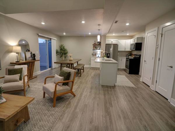 2708 Tim Rogers Ln, Salina, KS 67401