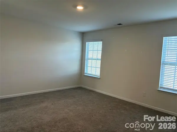 4119 Village BLVD NW, Conover, NC 28613
