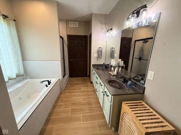 3486 N Timberlake DR, Martinsville, IN 46151