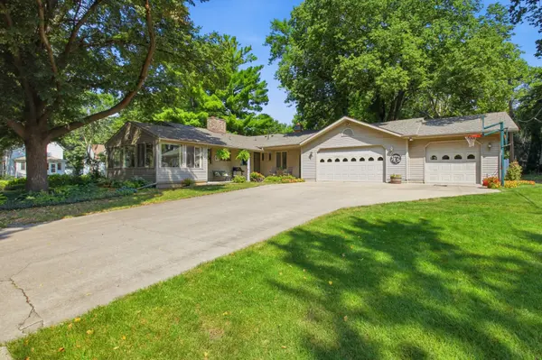 302 N 9th ST, Montevideo, MN 56265