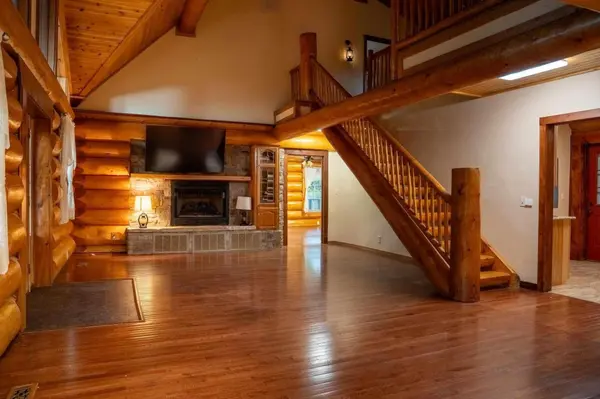 18578 Farm Road 2258, Eagle Rock, MO 65641