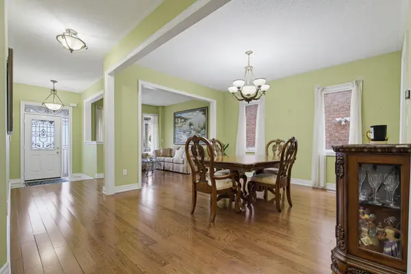 34 Lexington RD, Brampton, ON L6P 2B6